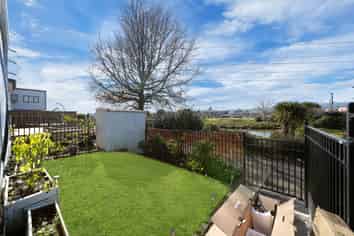9 Whakaruru Lane, Karaka