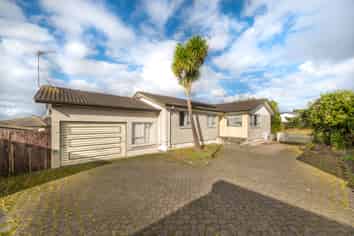 17 Bodi Place, Te Atatu South
