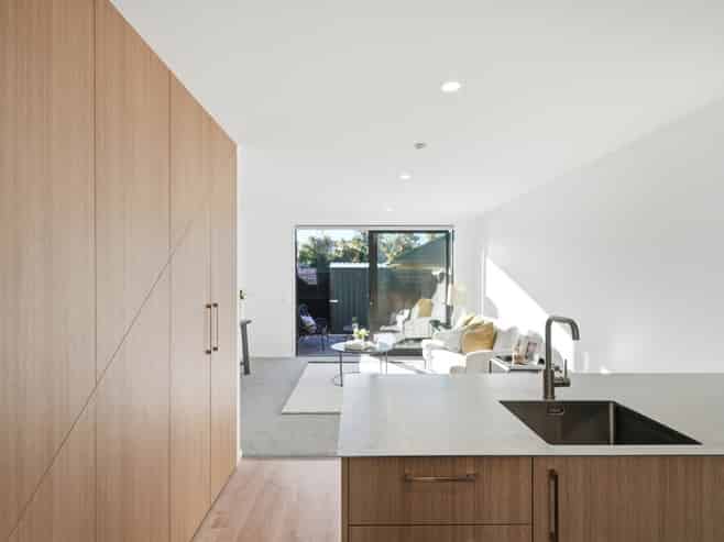 4-8/7 Grove Road, Addington