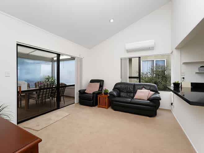 112 West Harbour Drive, West Harbour