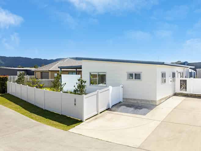 5 Northcoast Place, Mangawhai Heads