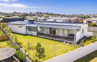 5 Northcoast Place, Mangawhai Heads