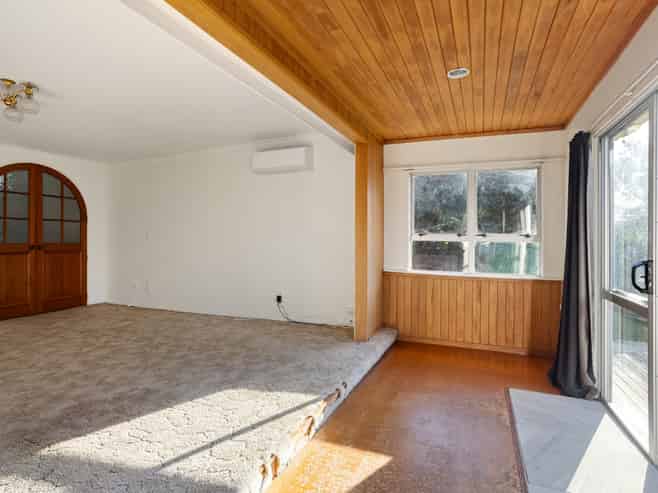 79 Gilbass Avenue, Hamilton Lake
