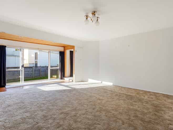79 Gilbass Avenue, Hamilton Lake