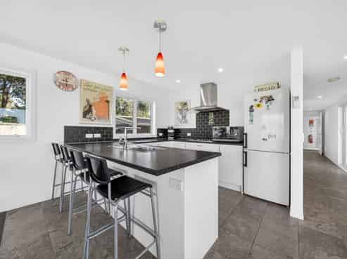 5 Harapaki Road, Riversdale Beach