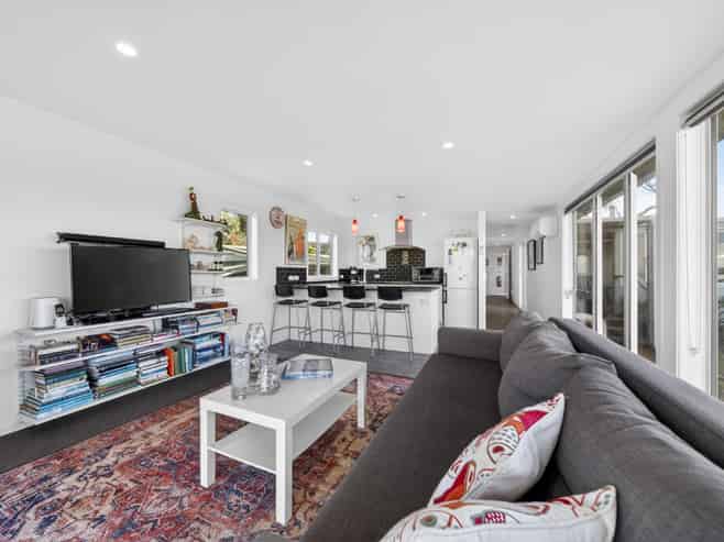 5 Harapaki Road, Riversdale Beach