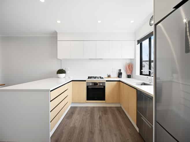 22/182 London Street, Hamilton Central