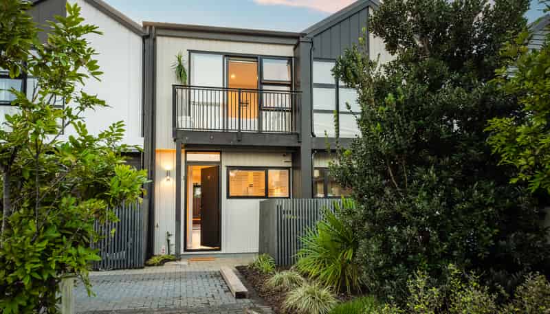 31 Treloar Crescent, Hobsonville
