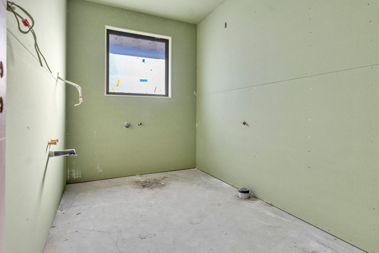 Completing End of July - Owners Need It Sold - Vista 6