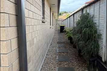 7 Tarn Close, Pyes Pa