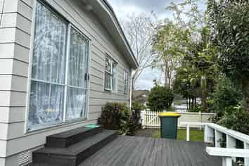 30 Penton Road, Stanmore Bay