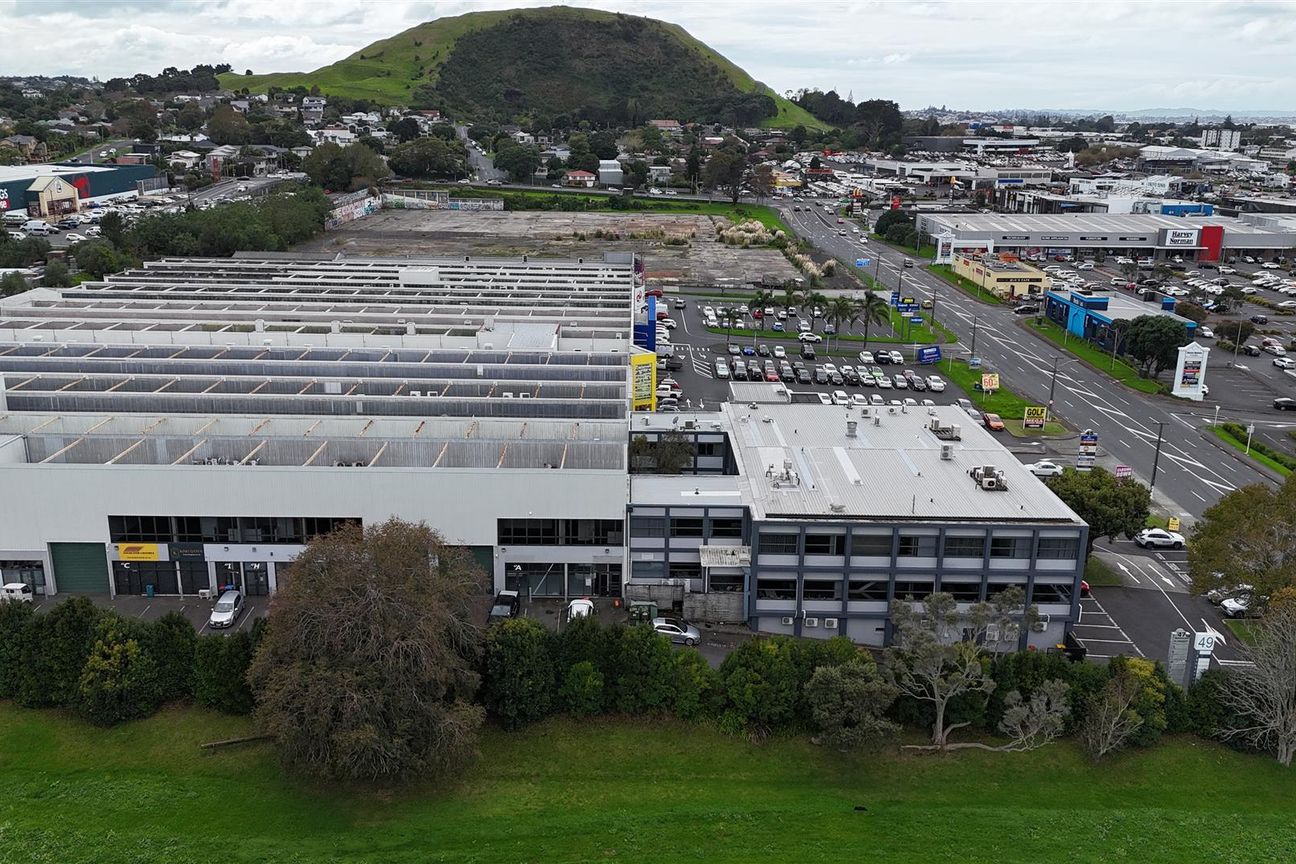 Prime Mt Wellington Warehouse with Excellent Access – pohled 2