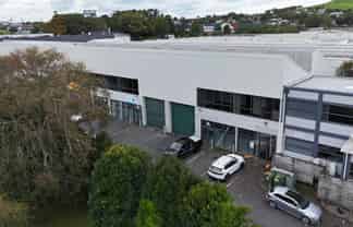 Prime Mt Wellington Warehouse with Excellent Access