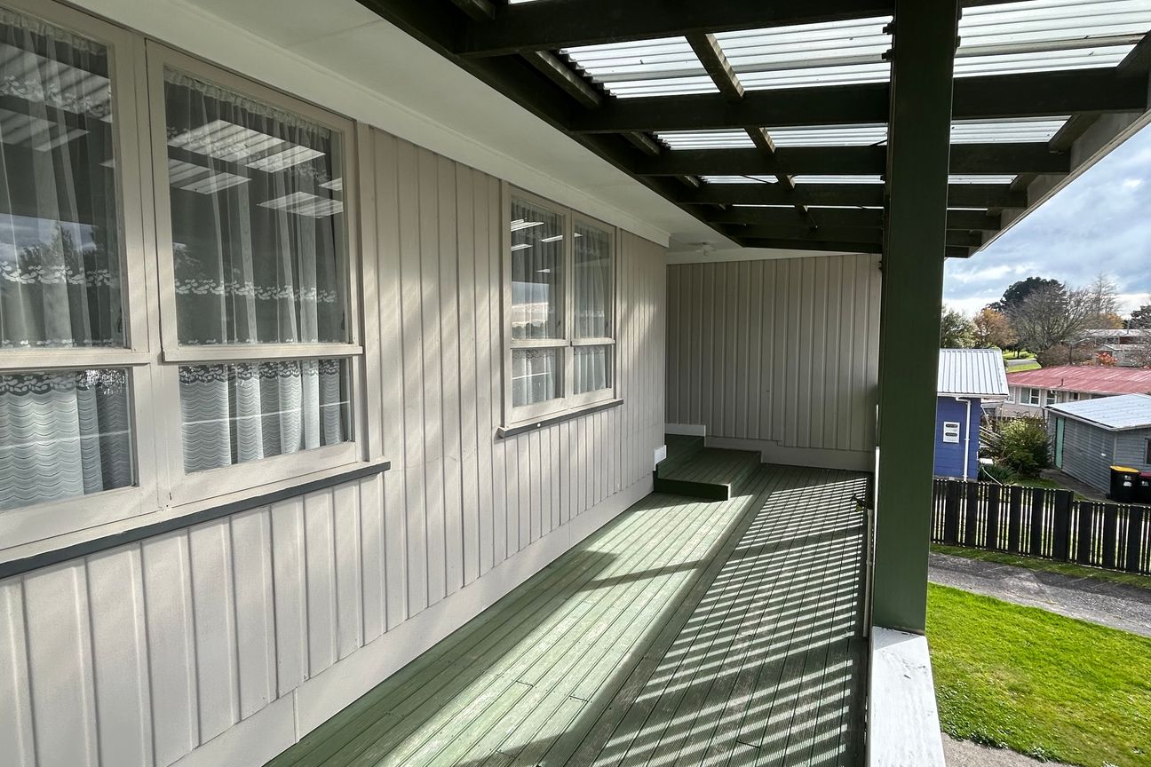 Family Home with Self-Contained Unit - Ansicht 3