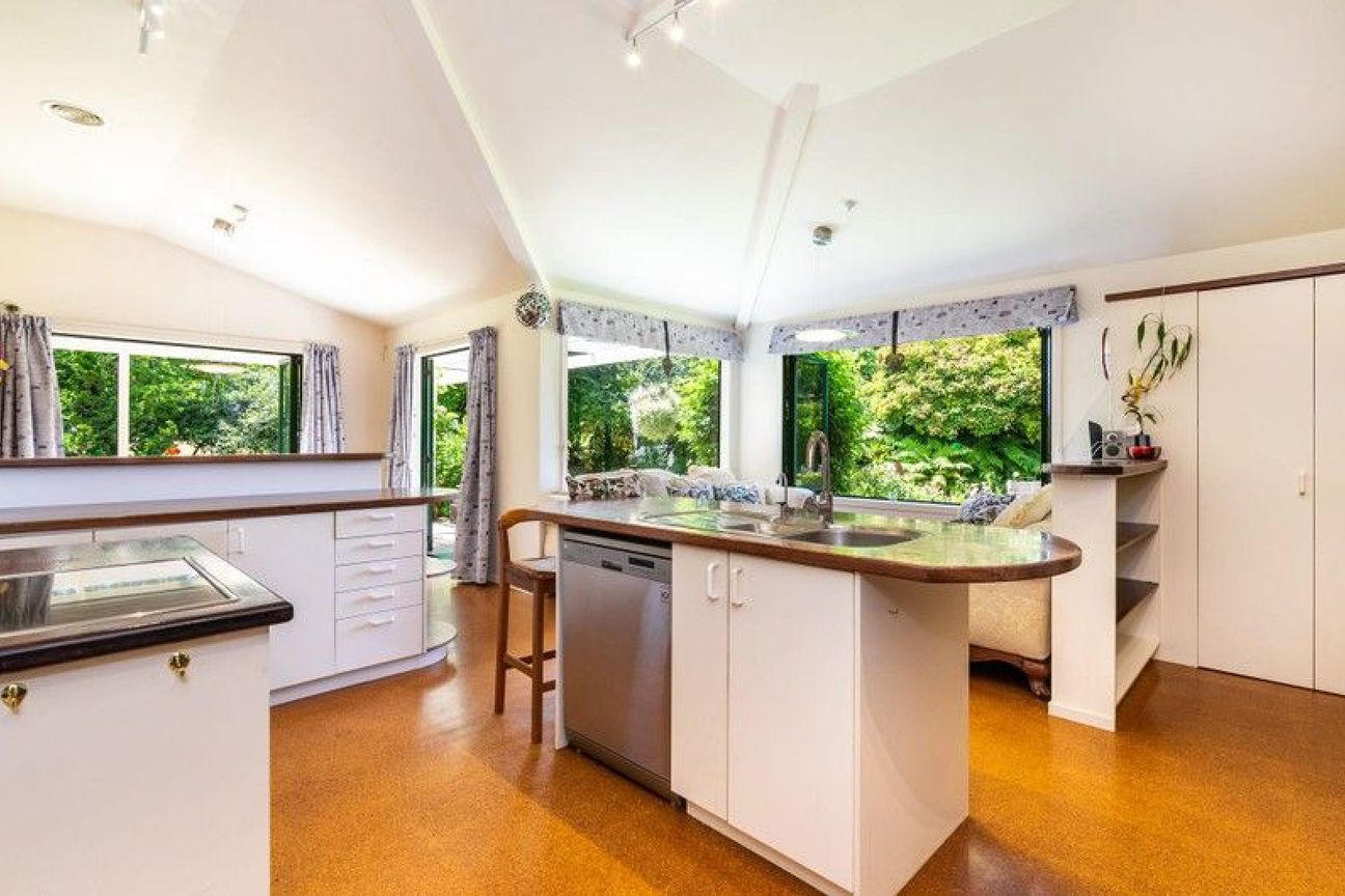 Lifestyle Living with Income Potential - Meira