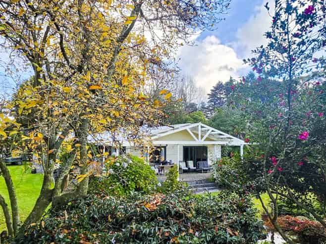 3245 Poihipi Road, Marotiri
