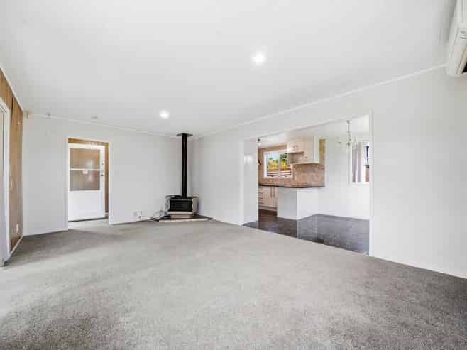 16A Mclean Avenue, Papatoetoe