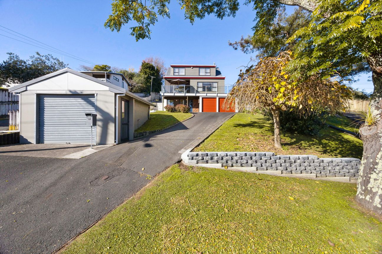 Elevated Living, Unrivalled Views - Ansicht 2
