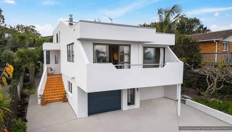 43 Killarney Avenue, Torbay