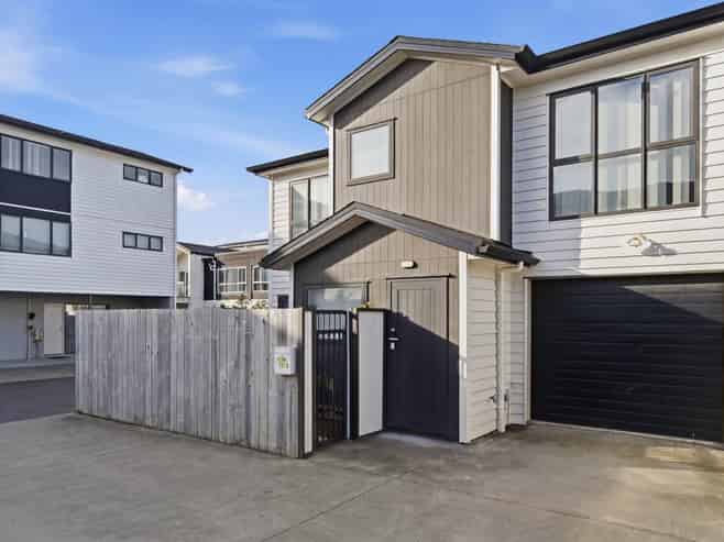 151D Russell Road, Manurewa