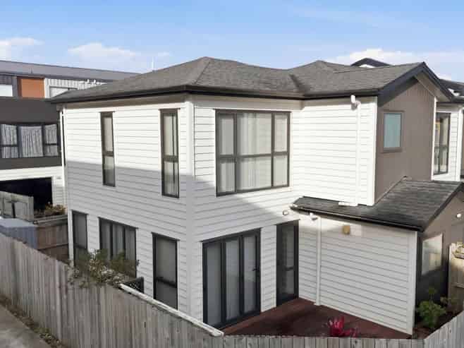 151D Russell Road, Manurewa