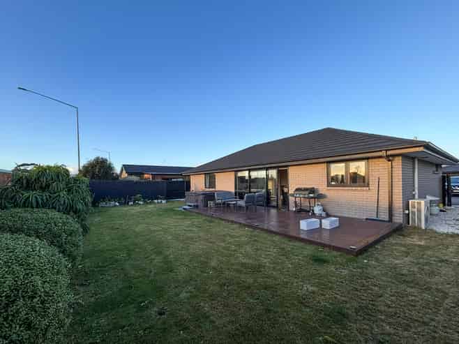 12 Whincops Road, Halswell