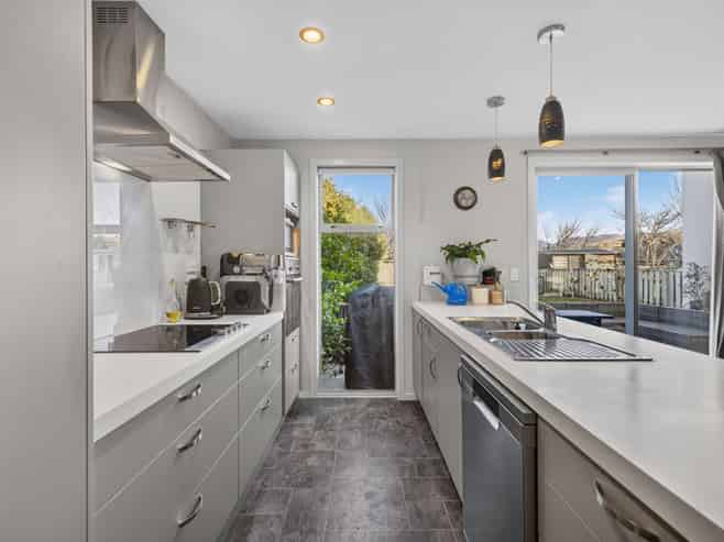 4 Onslow Road, Lake Hayes Estate