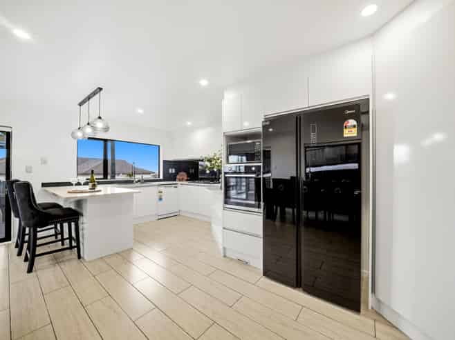 14 San Casello Rise, Henderson