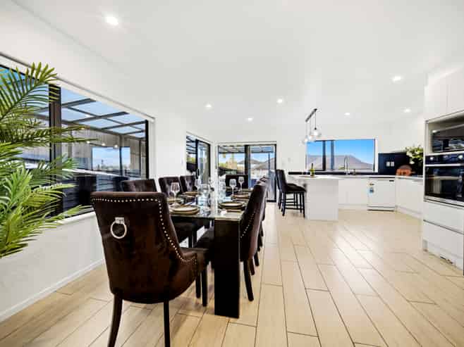 14 San Casello Rise, Henderson