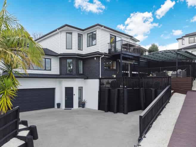 14 San Casello Rise, Henderson