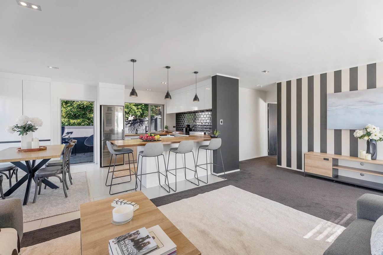 Easy-Care Living in a Family-Friendly Location – pohled 6