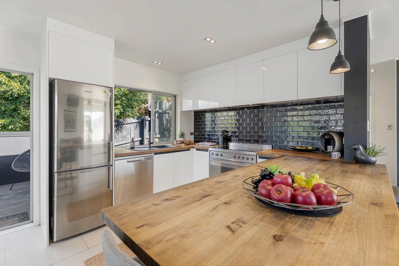 Easy-Care Living in a Family-Friendly Location – pohled 5