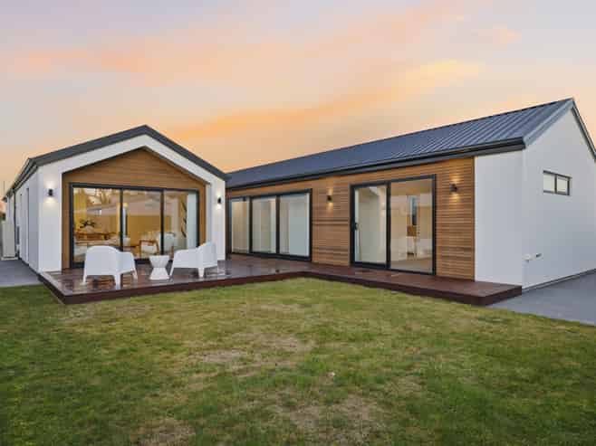 94 Sarabande Avenue, Papanui