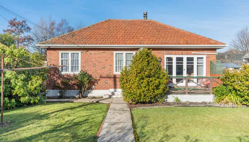 12 Green Street, Mosgiel