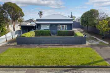 37 Burgoyne Street, Woodville