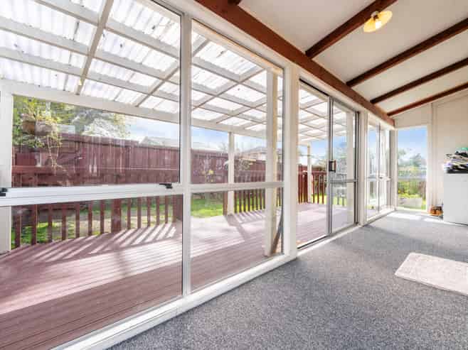 1/255 Swanson Road, Henderson