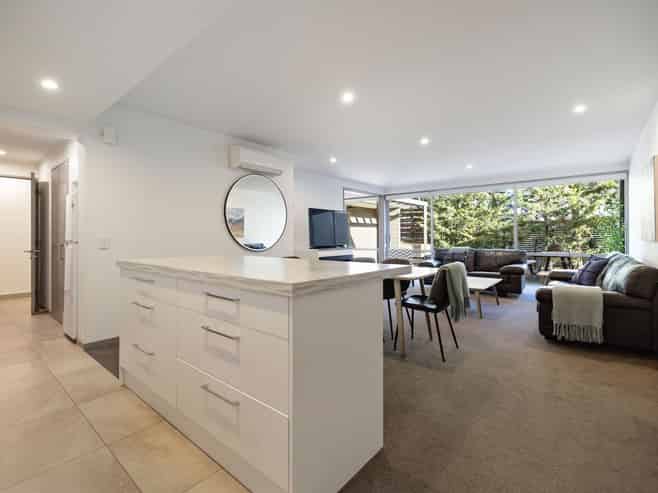 13/22 Hallenstein Street, Queenstown
