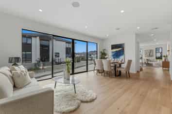 2A Matatahi Road, Flat Bush
