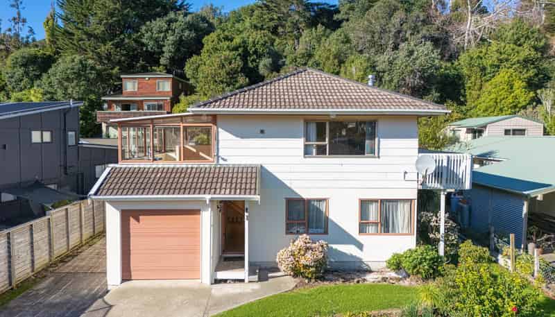 16 Arkles Strand, Arkles Bay