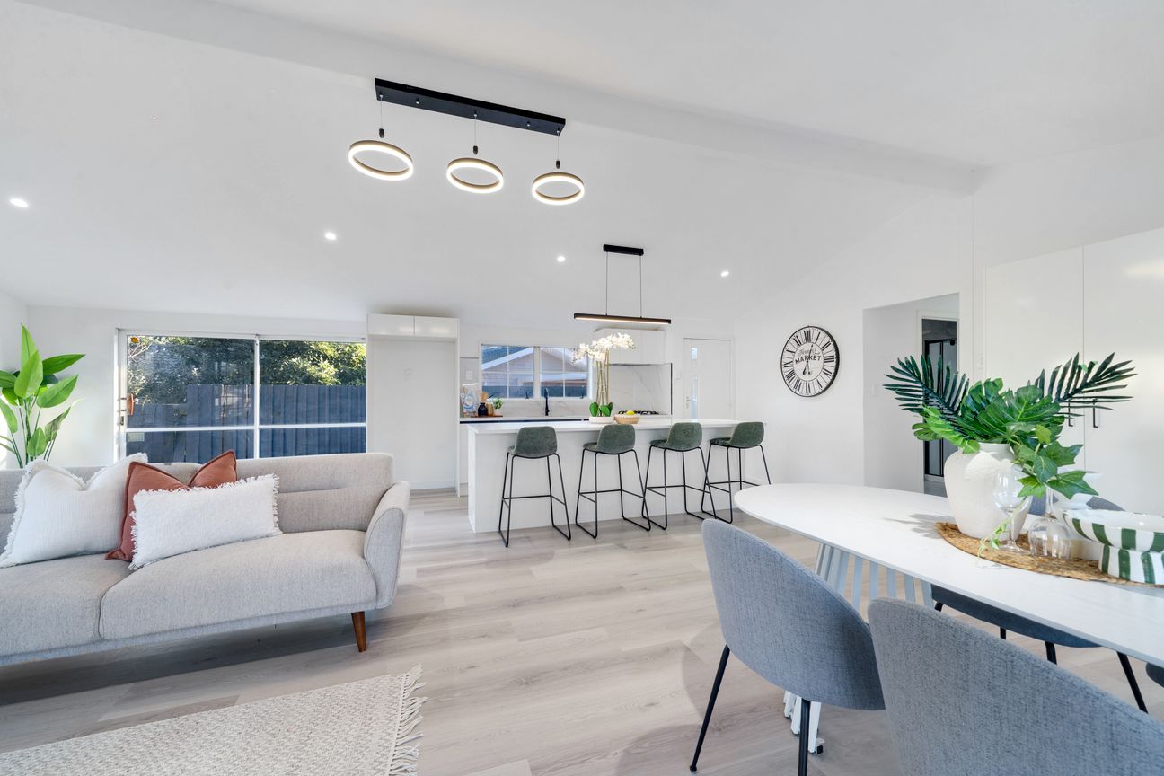 Urgent Sale - Present Your Offer Today! - Vista 2