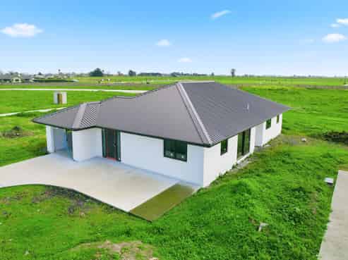 2 Tennent Lane, Ngatea
