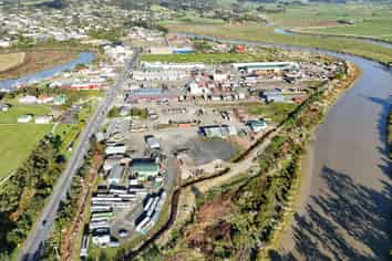 YARD SPACE FOR LEASE – STATE HIGHWAY 16
