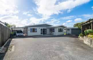 64 Tapper Crescent, Tikipunga