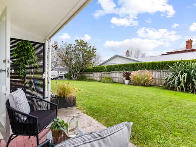 3/6 North Avenue, Devonport