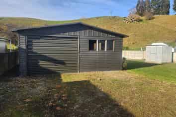 10 Kana Street, Mataura