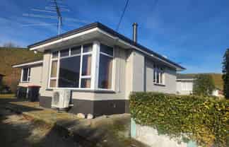 10 Kana Street, Mataura