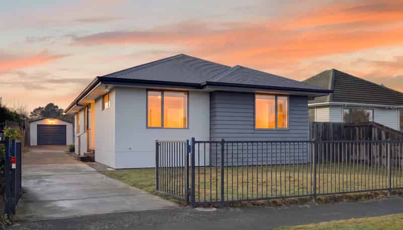 101 Baker Street, New Brighton