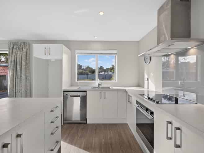 101 Baker Street, New Brighton