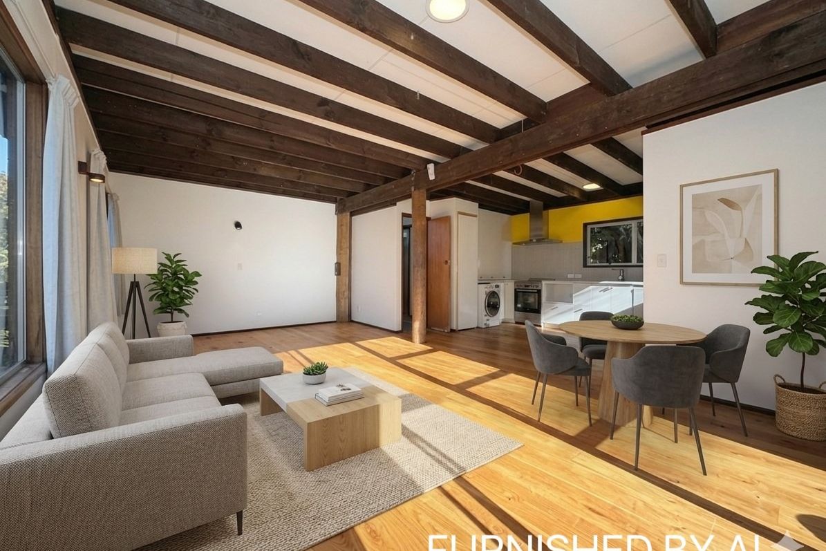 Sunny Spacious 4-Bedroom Family Home with Views - Widok 5