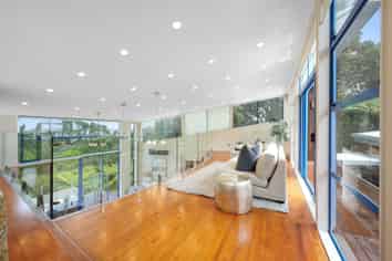 3 Ben James Drive, Hillsborough